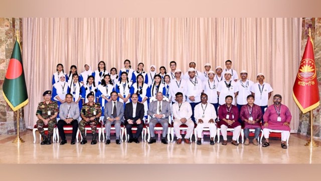 শিক্ষার্থীরাই ভবিষ্যতে বাংলাদেশকে নেতৃত্ব দেবে: রাষ্ট্রপতি মির্জা ফখরুল